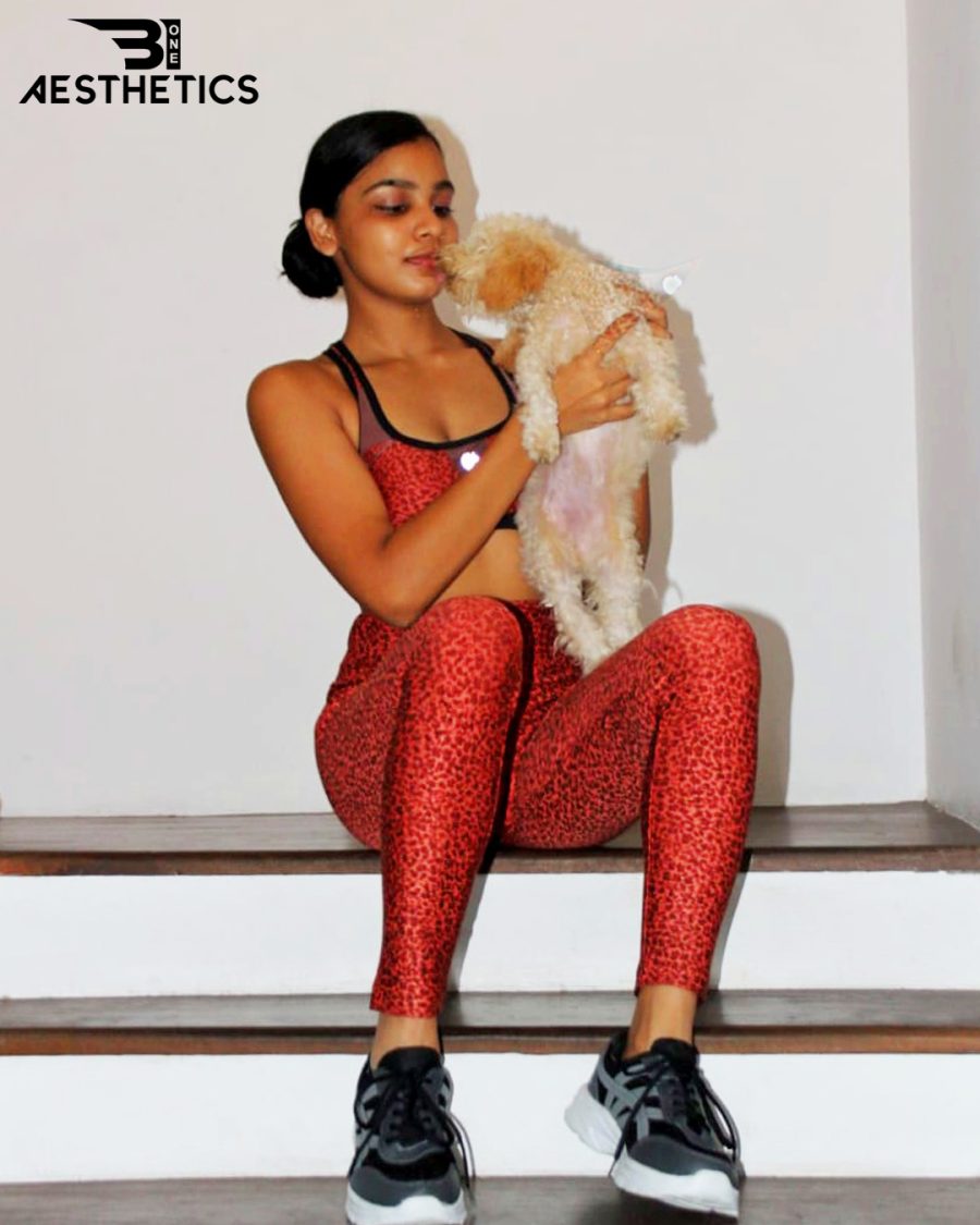 Red Leopard Ladies Gym Kit - Image 3