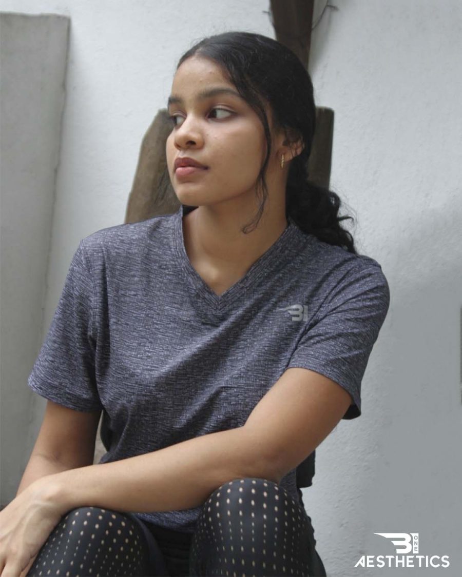 Heather gray  V-Neck DRI-FIT T-Shirt - Image 4