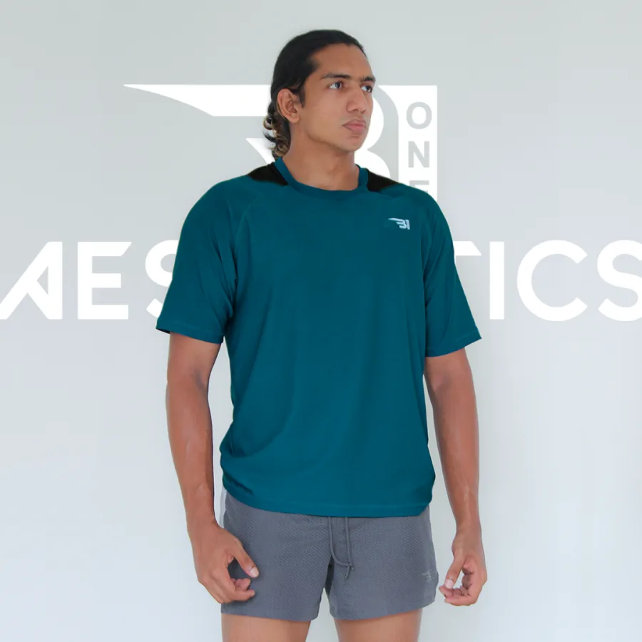 raglan sleeve Prussian blue t-shirt