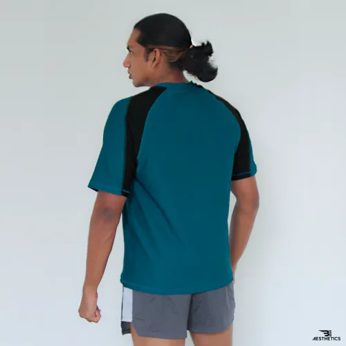 raglan sleeve Prussian blue t-shirt