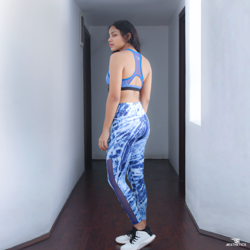 women's blue tile pattern workout leggings