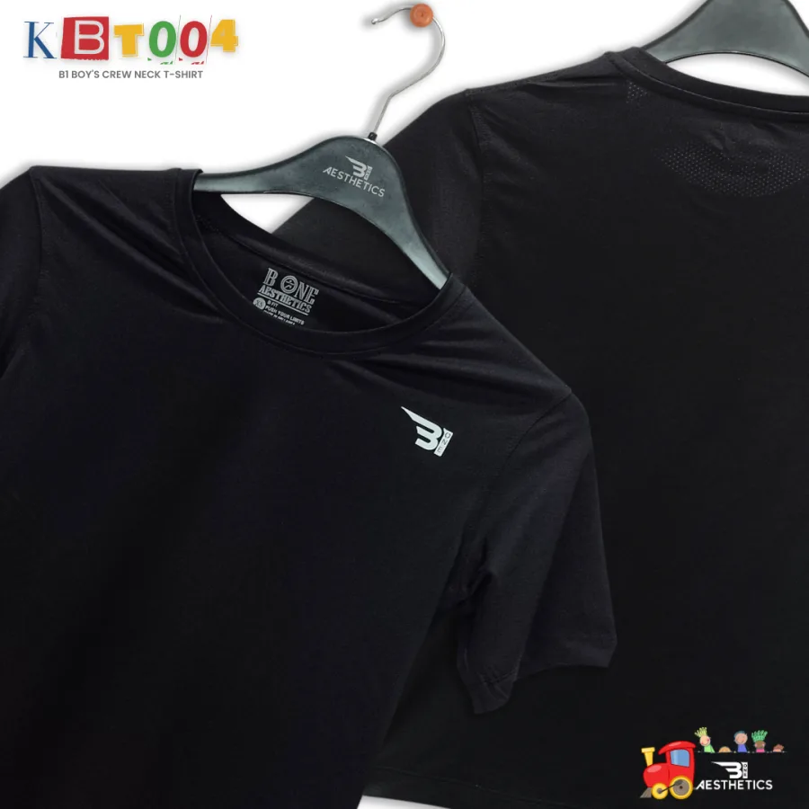 black crew-neck boy's t-shirt