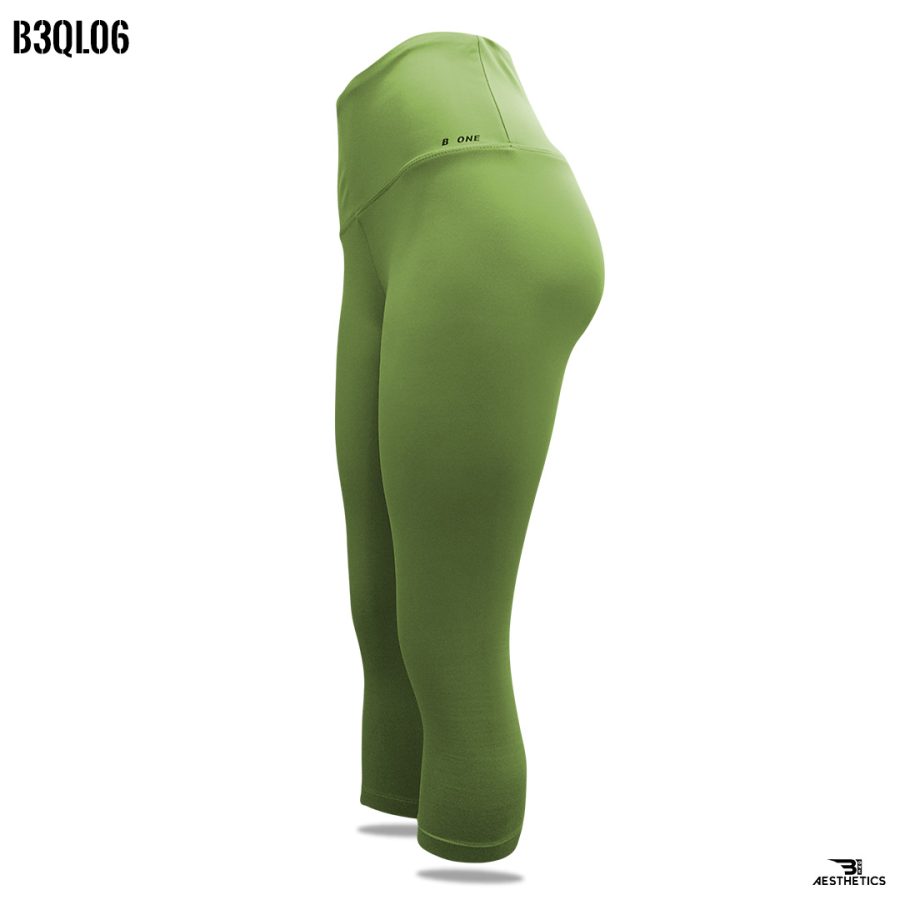 green knee length sport tights