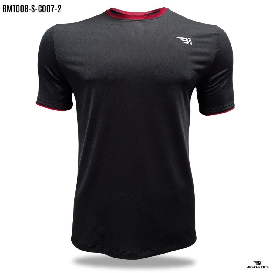 black crew neck t-shirt