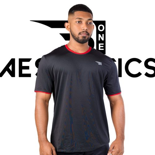black crew neck t-shirt