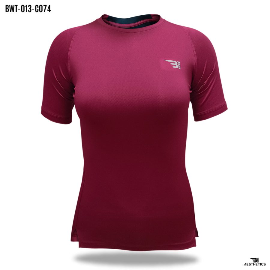 back contrast maroon T-shirt
