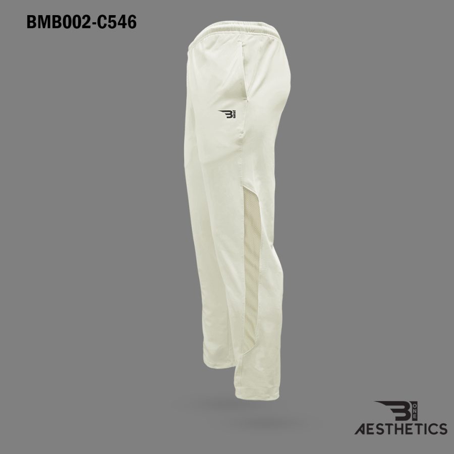 Off White Zipper Pocket Bottom
