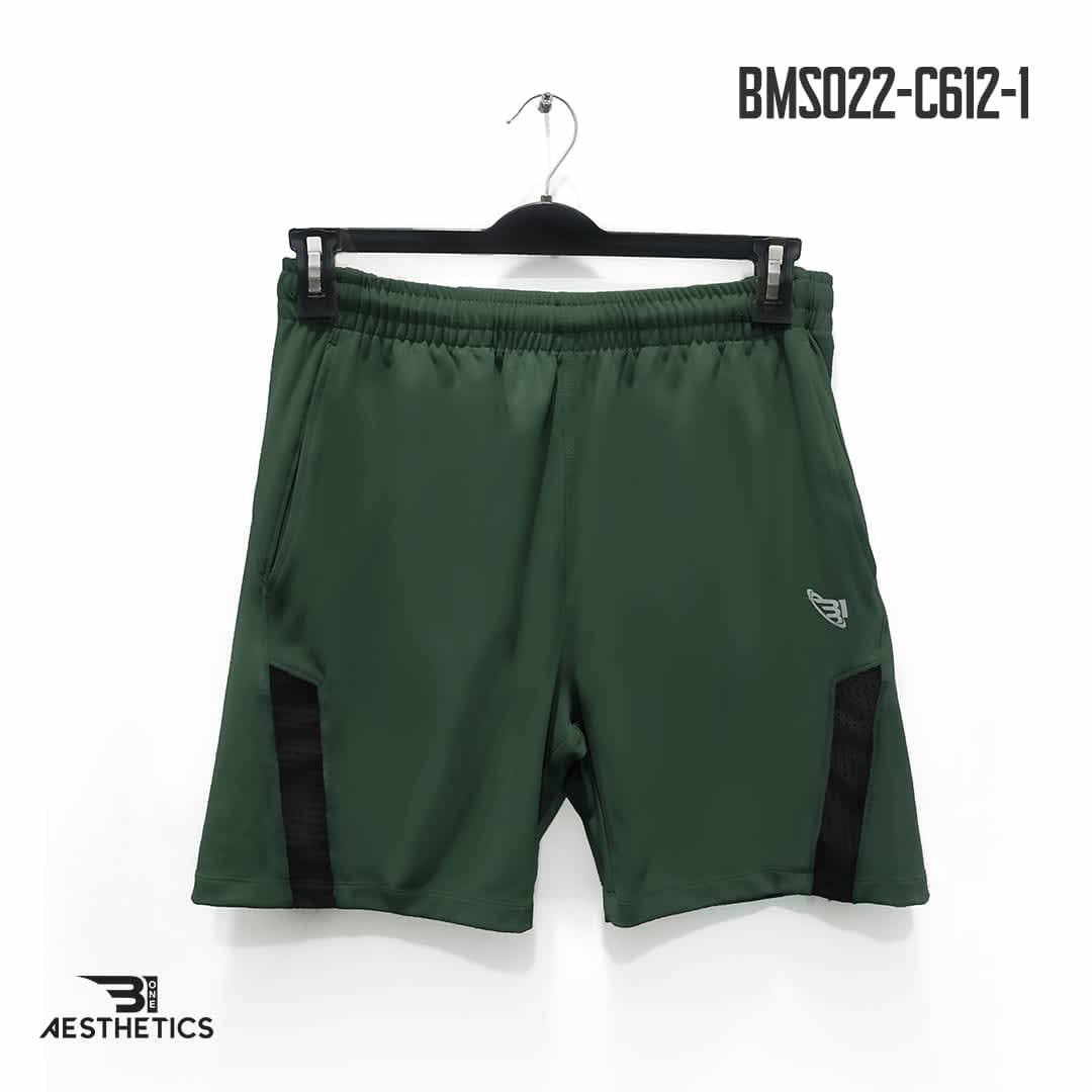 trekking green front contrast short