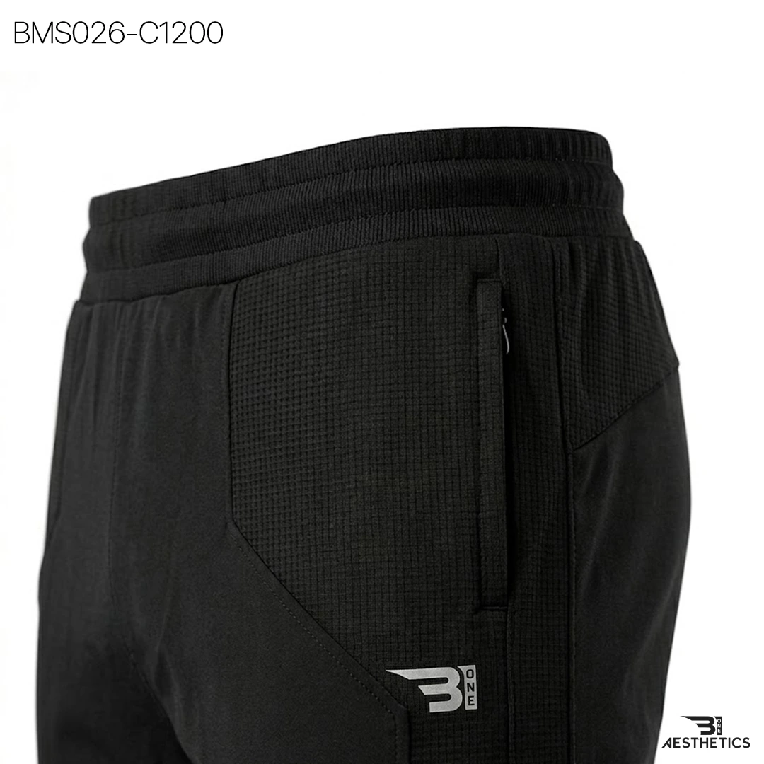 Patch Slim Short Zipper Black Pocket Detail